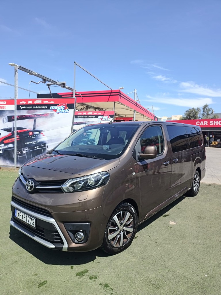 Toyota Proace Verso — view 3